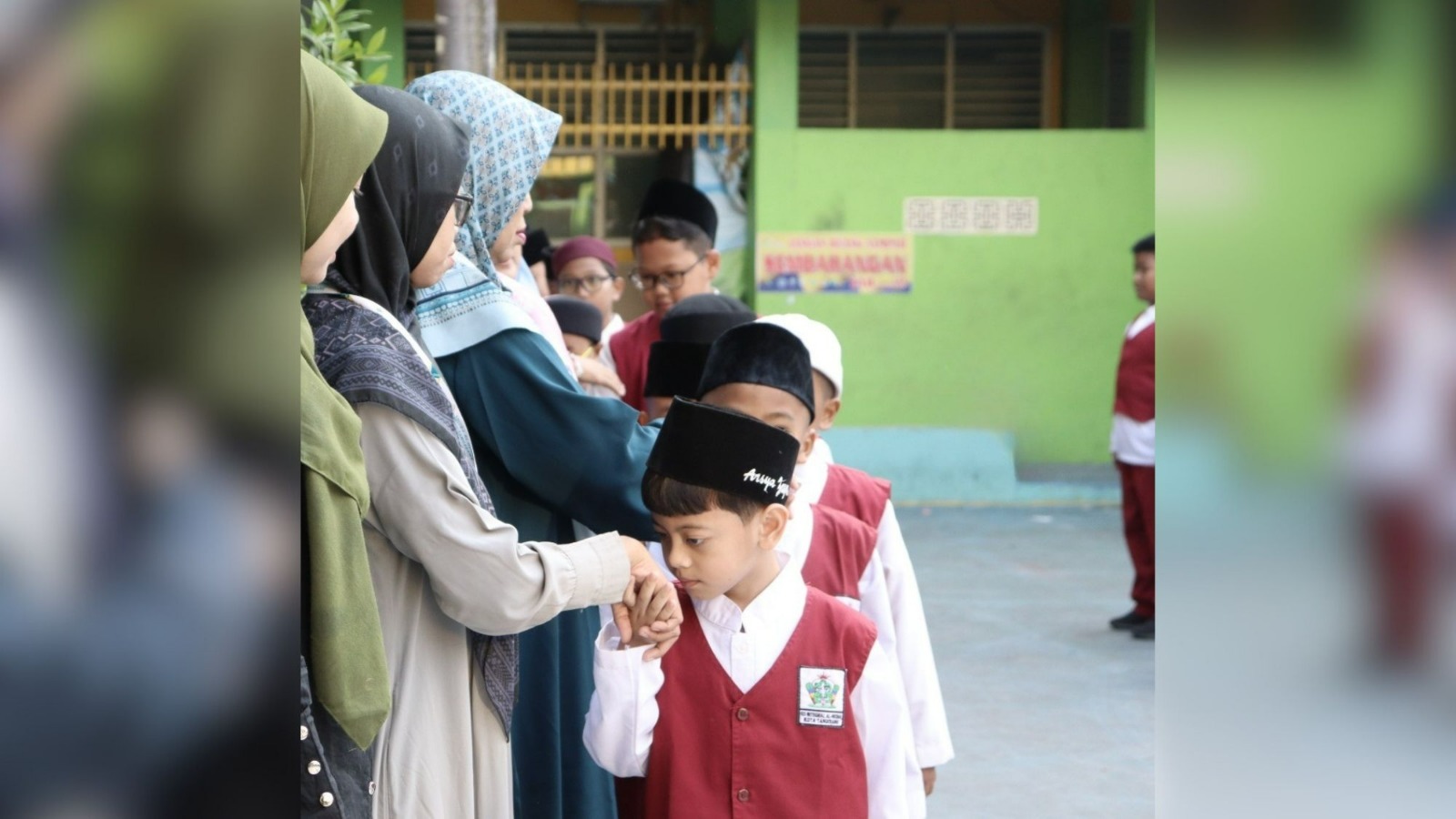 gambar1